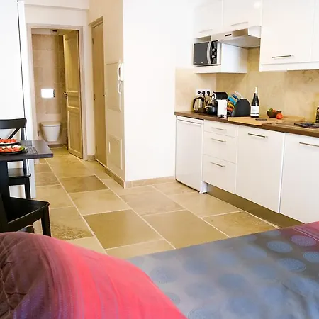 Luca Apartment